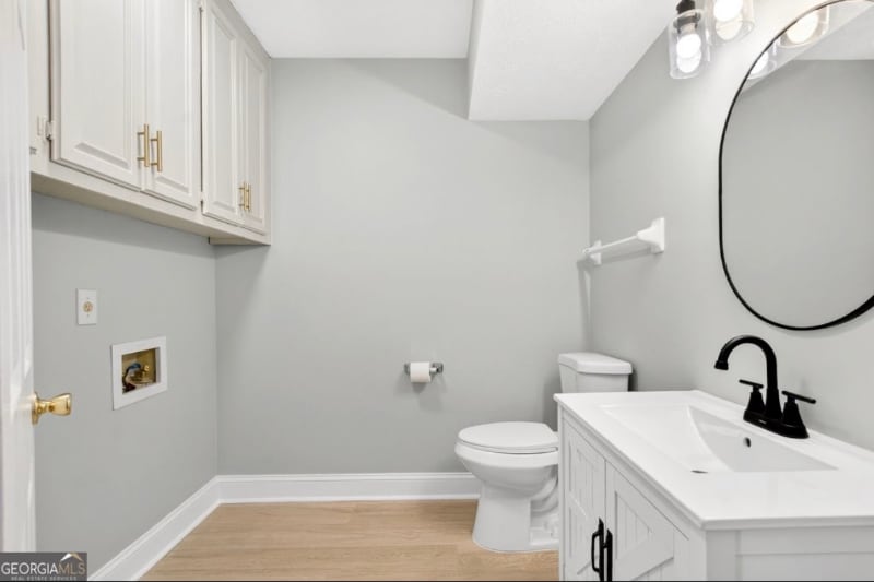 Building Photo - 1116 Magical Way