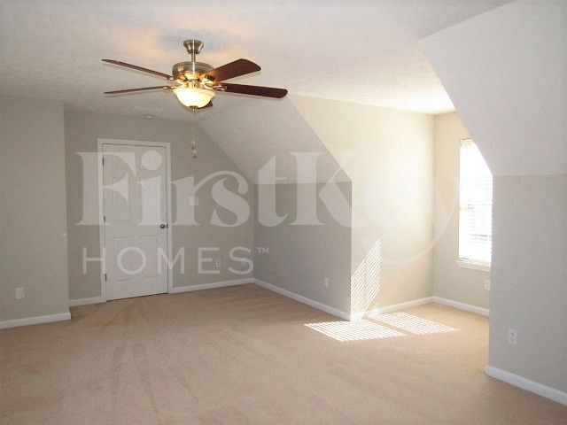 Building Photo - 1780 White Oak Way