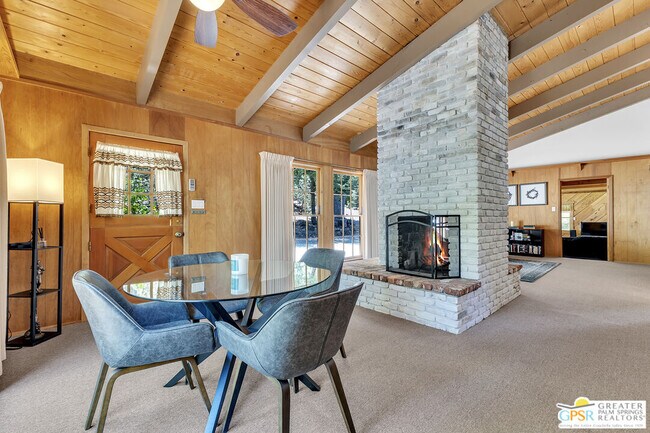Building Photo - 25465 Seneca Dr