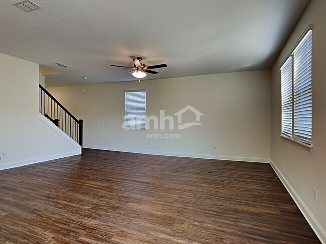 Building Photo - 118 Olivewood Pl