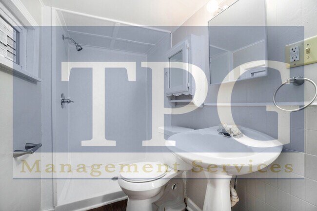 Building Photo - 3434 Olive St