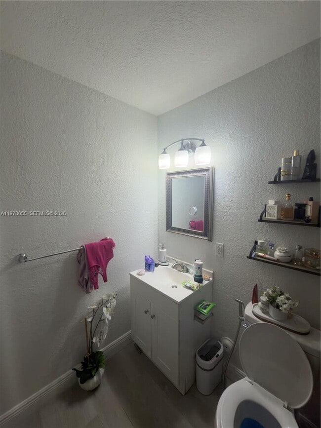 Building Photo - 17100 NW 77th Ct