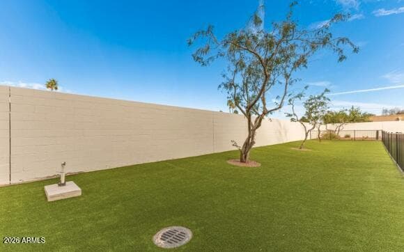 Building Photo - 7300 E Earll Dr