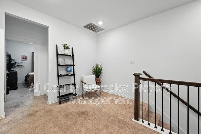 Building Photo - 7513 Laburnam Rd