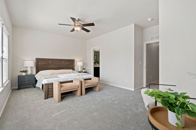 Building Photo - Amazing 3 bedroom Townhouse in Central For...
