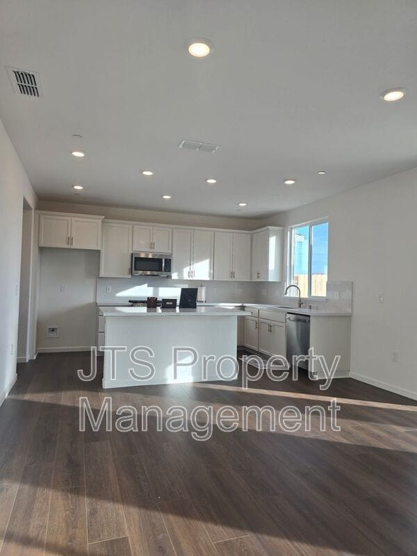 Building Photo - 7193 Great Copper St