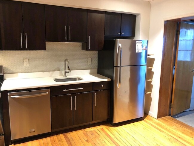 Building Photo - 55 Van Reipen Ave