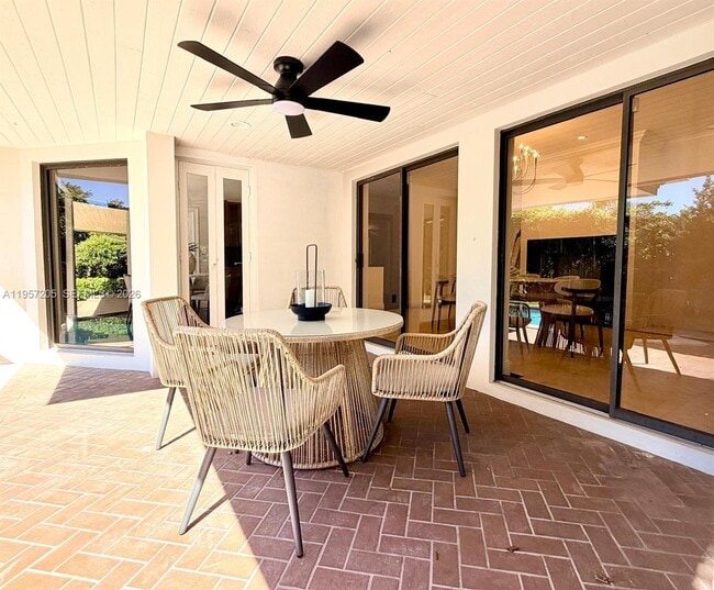 Building Photo - 301 Isla Dorada Blvd