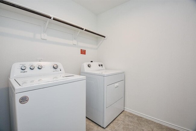 Building Photo - 7503 Fierce Friesian Ln