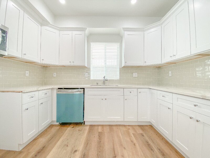 Building Photo - 6754 W 86th Pl