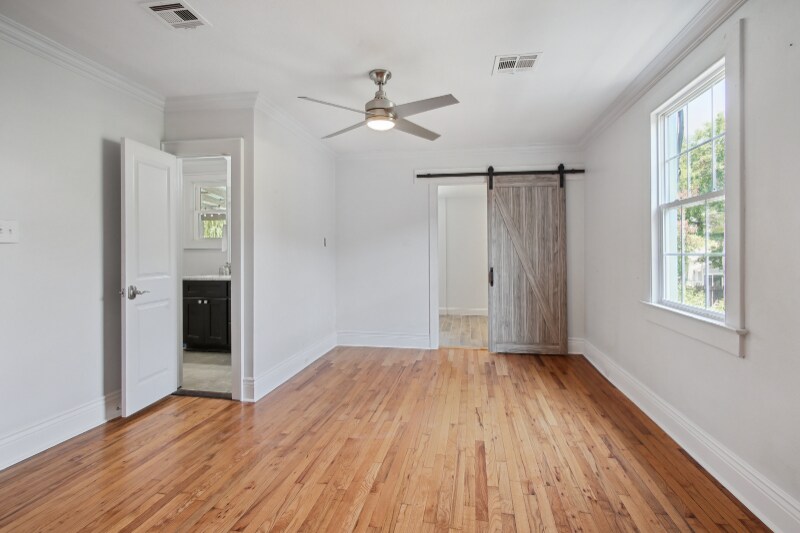 Building Photo - 5869 Colbert St