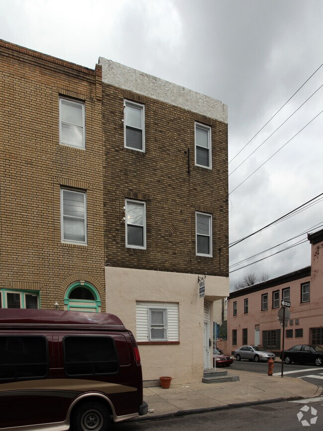 Building Photo - 1501 Reed St
