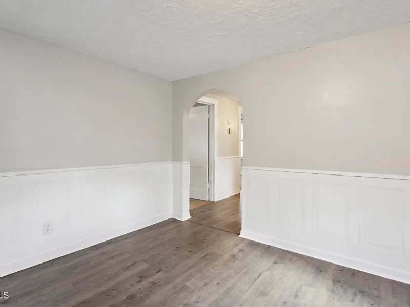 Building Photo - 2914 Bay St