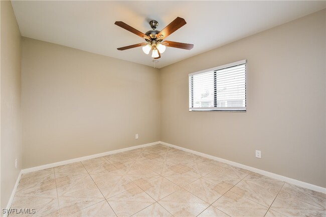 Building Photo - 8360 Coral Dr