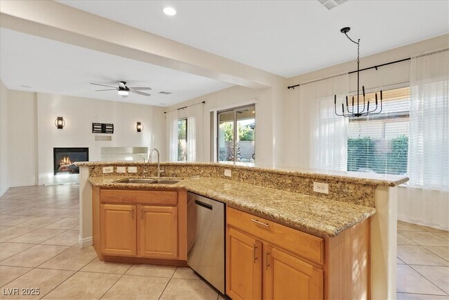 Building Photo - 7381 Summer Duck Way