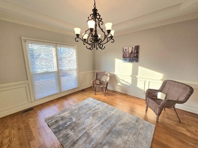 Building Photo - 4876 Rolling Hill Rd