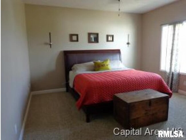 Building Photo - 3815 Sugar Loaf Dr
