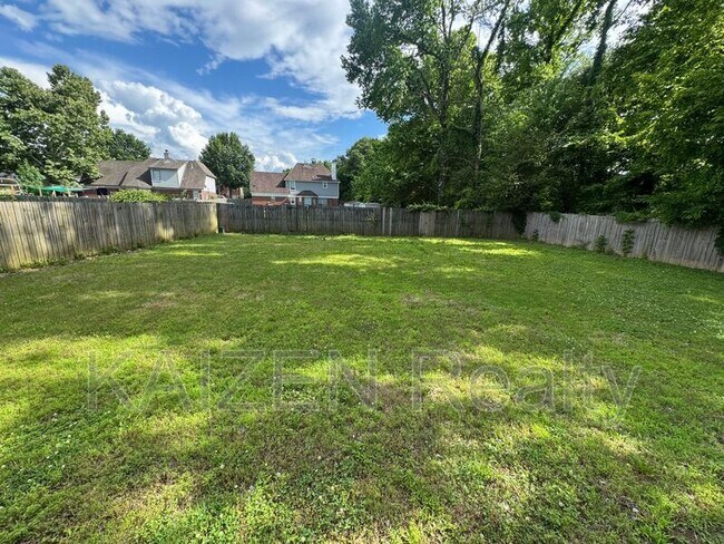 Building Photo - 12607 Hunters Forest Cove