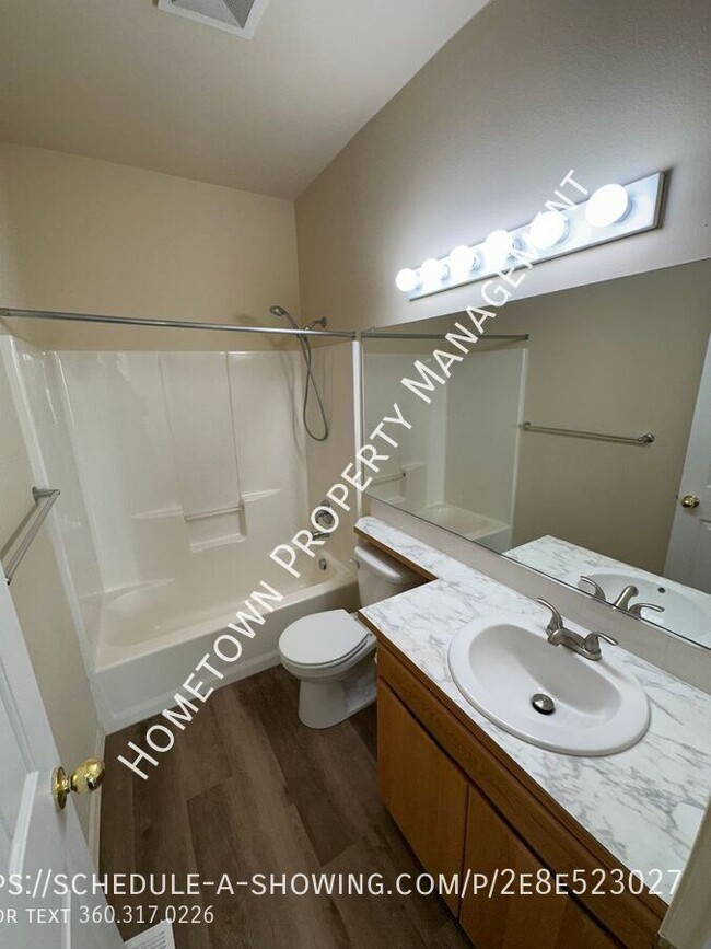 Building Photo - 8349 Sweetbrier Loop SE