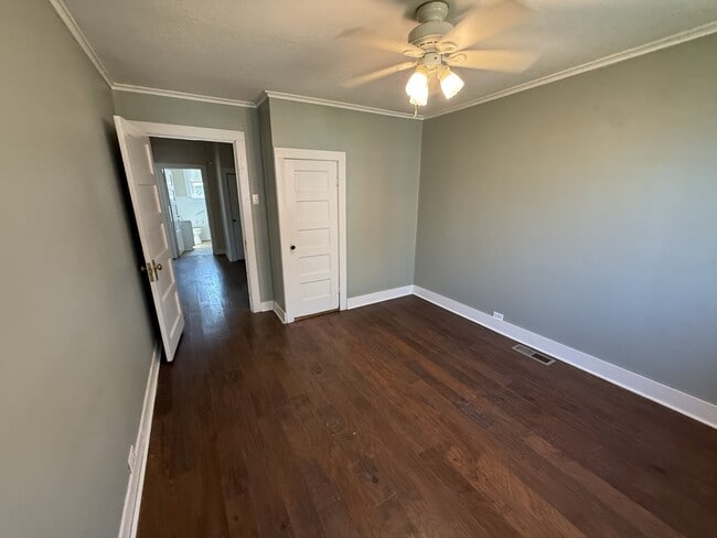 Building Photo - 25 Woodrow Ave