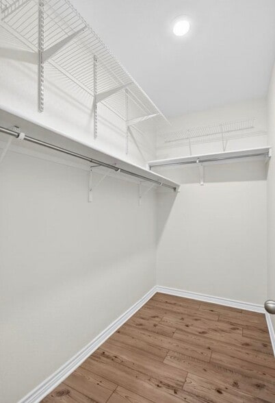 Building Photo - 223 W Granite Shrs Dr