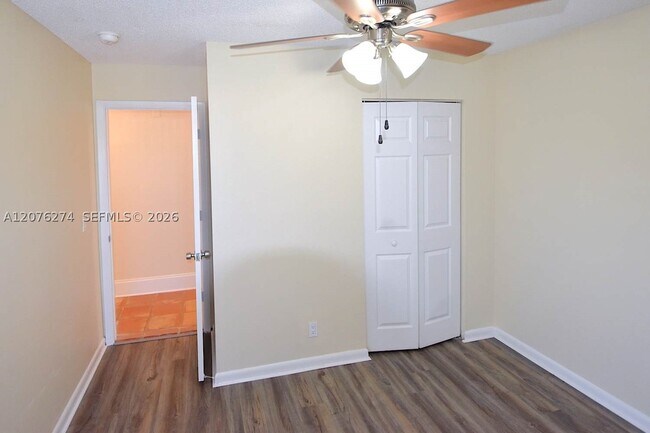 Building Photo - 10656 Shady Pond Ln