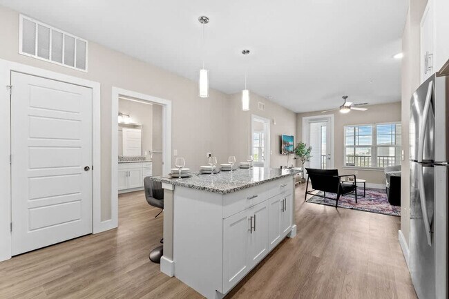 Building Photo - 12570 Windy Pointe Lp