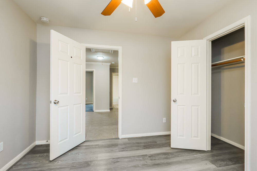 Building Photo - 11747 Elizabeth Ct