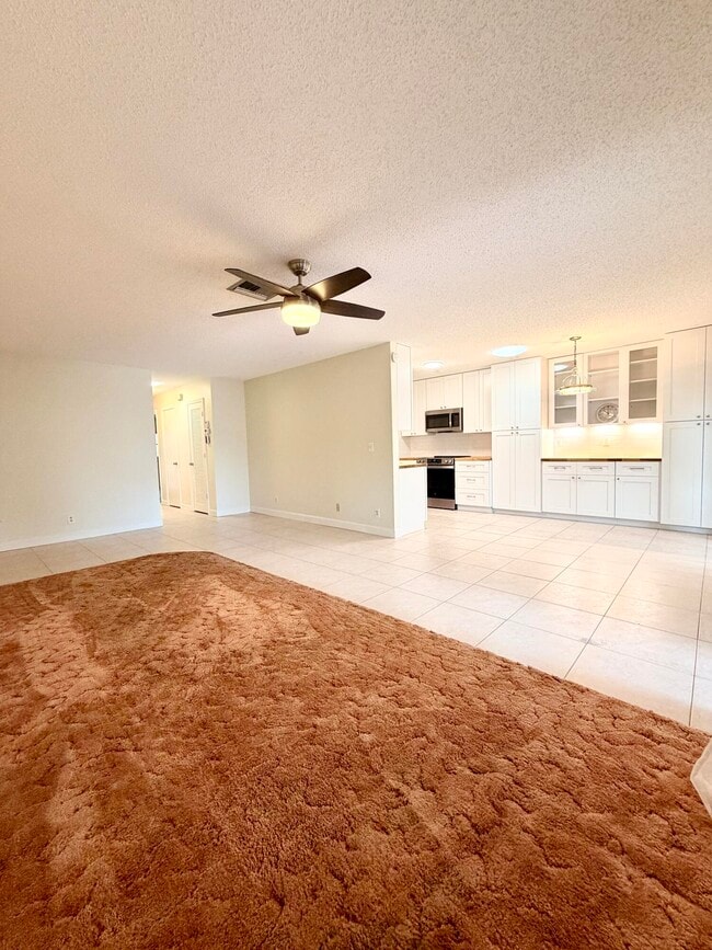 Building Photo - 14349 Campanelli Dr