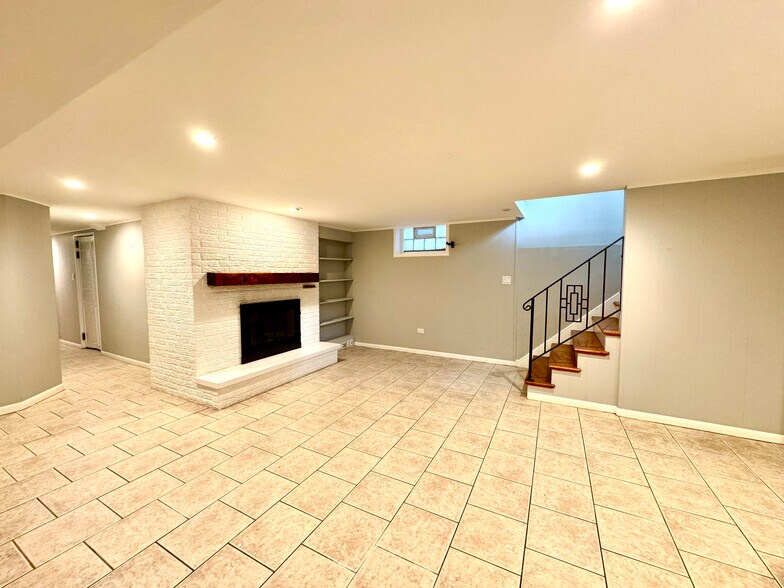 Building Photo - 1026 Ferdinand Ave
