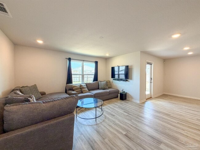 Building Photo - 4382 Redbay Ct