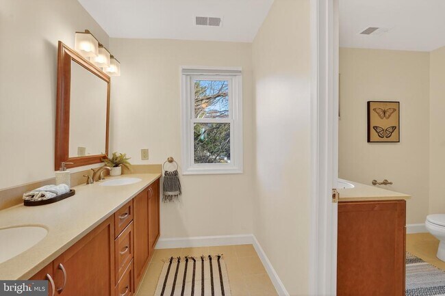 Building Photo - 1905 47th St NW