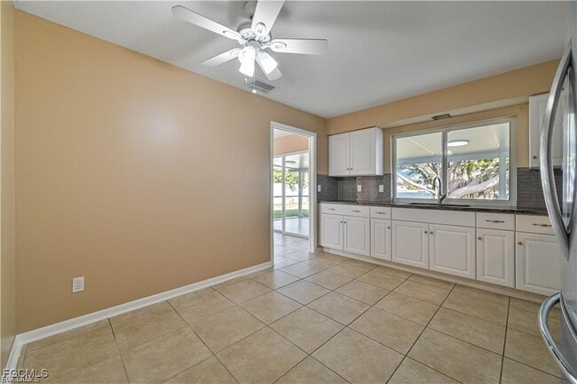 Building Photo - 1521 SE 1st Terrace