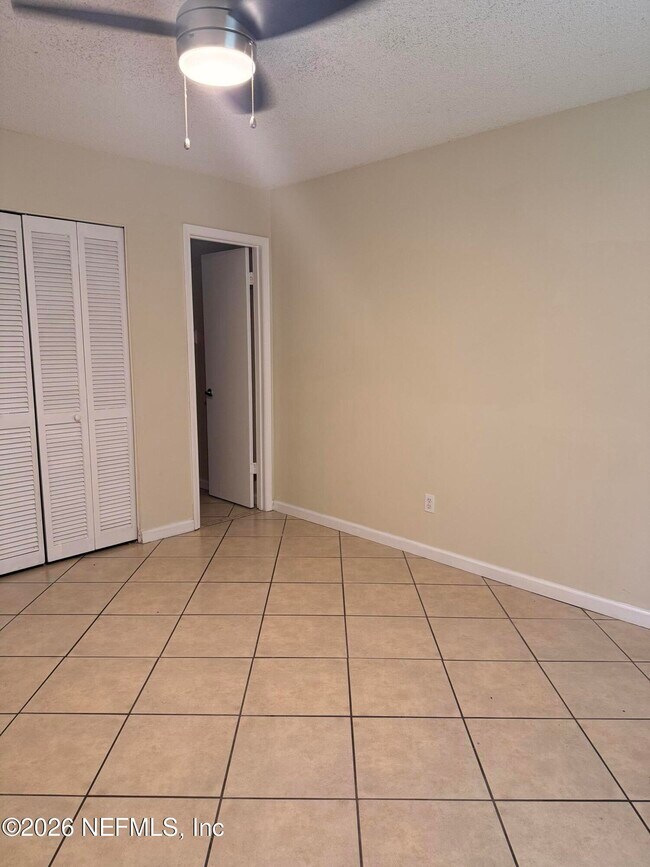 Building Photo - 7623 Indian Lakes Dr