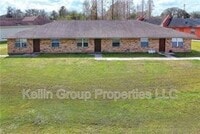 Building Photo - 858 Fox Lake Dr