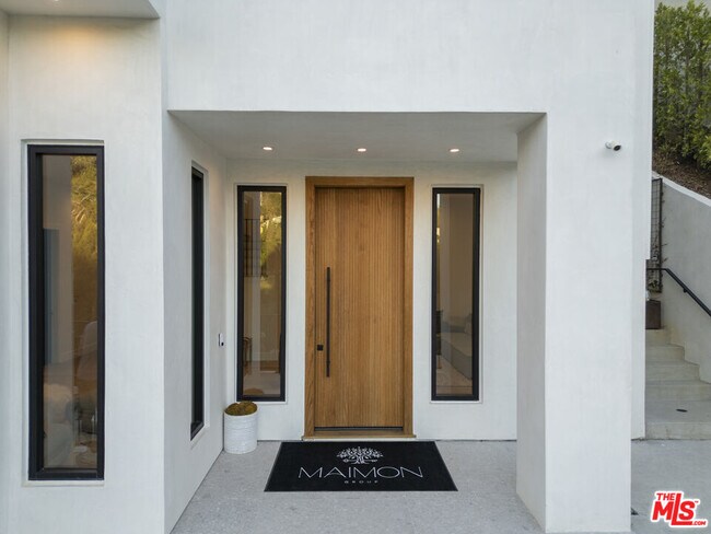 Building Photo - 3101 Belden Dr