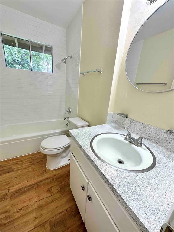 Building Photo - 8109 Georgian Dr