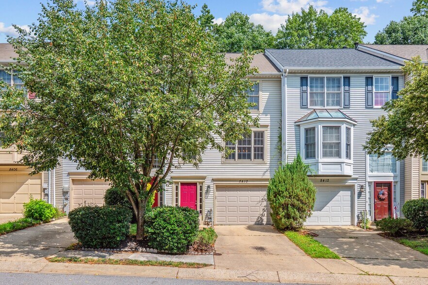 Primary Photo - 8410 Woodland Manor Dr