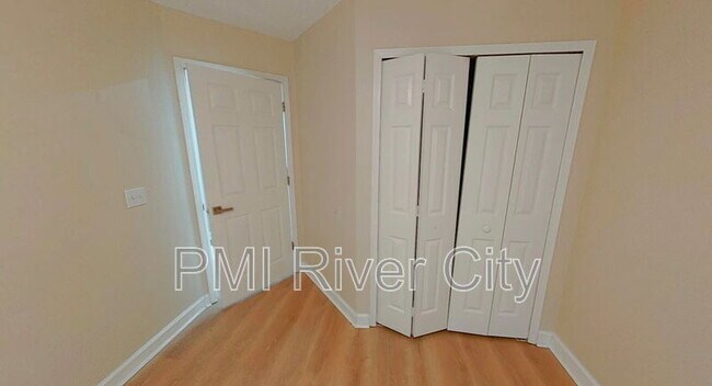 Building Photo - 502 Tidal Wave Ln