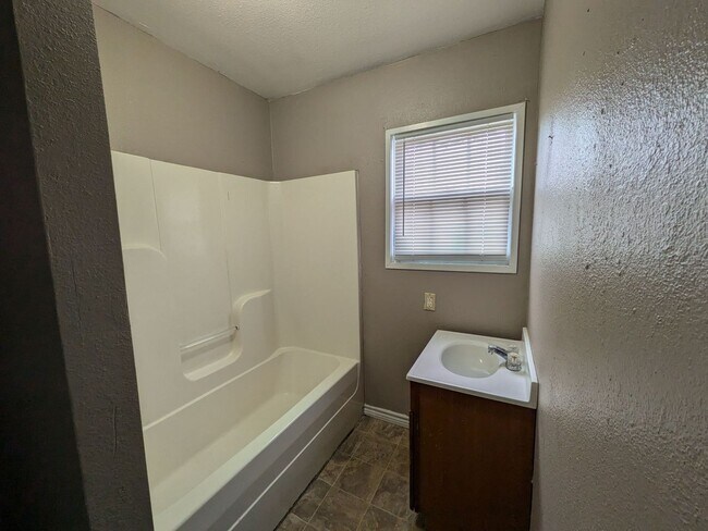 Building Photo - 3100 30th St