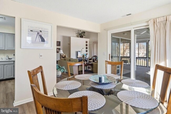 Building Photo - 18530 Drayton Hall Rd