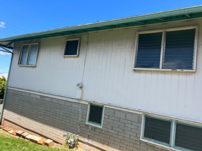 Building Photo - 1006 Ilima Dr