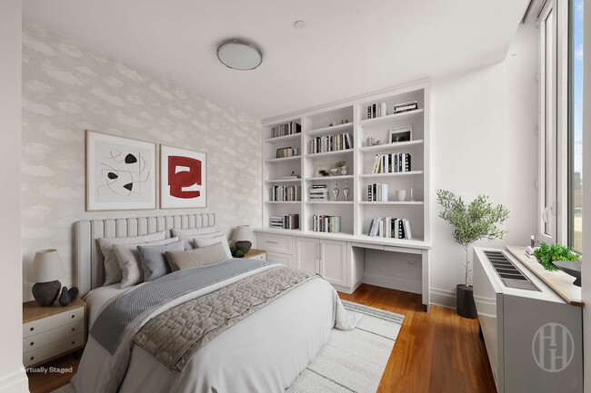 Building Photo - 300 E 77th St