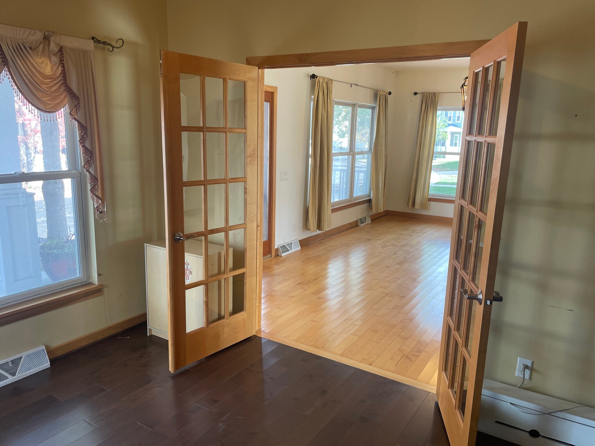 Building Photo - 3169 Pleasant St