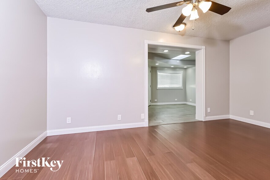 Building Photo - 7084 Berkshire Pl