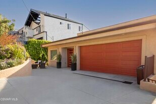Building Photo - 5293 Calatrana Dr