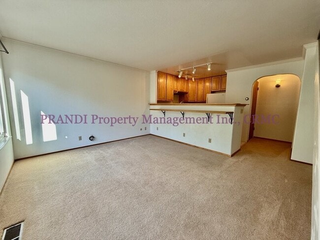 Building Photo - 31 Porteous Ave