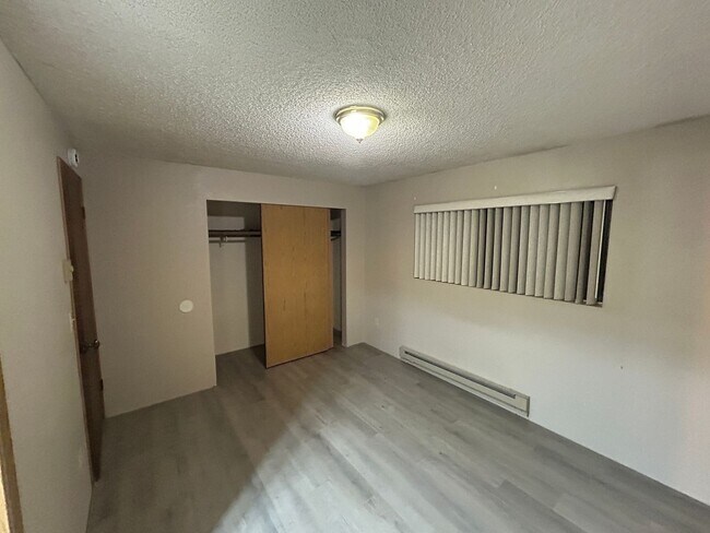 Building Photo - 3313061