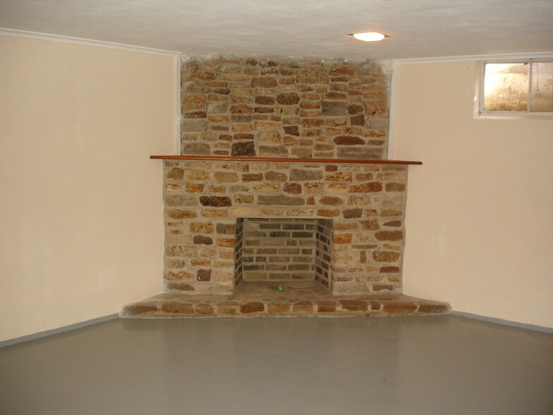 Building Photo - 3663 Chaney Ct