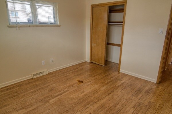 2nd bedroom - 4365 Pierson St